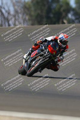 media/Sep-21-2025-TrackDaz (Sun) [[277c75b276]]/A Group/12pm (Turn 2)/